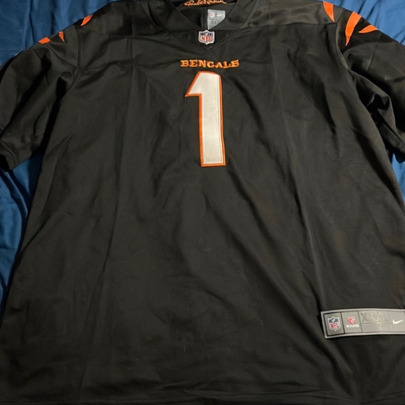 Ja'Marr Chase Cincinnati Bengals Jersey - Picture 2 of 7